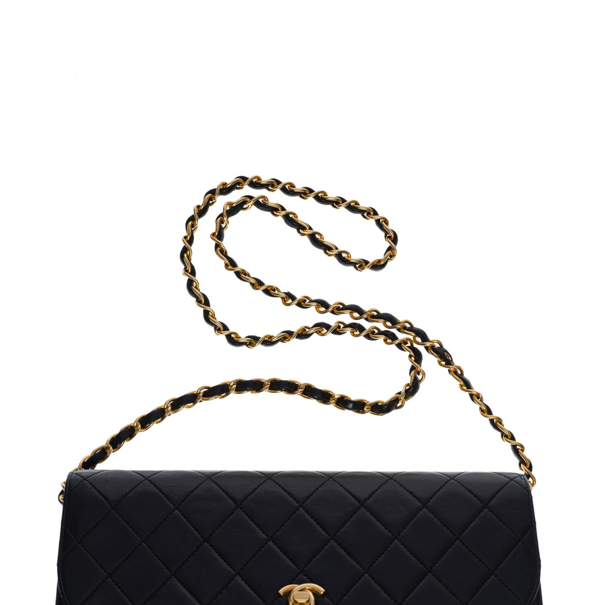 Chanel Classic Demi-Lune shoulder Flap bag in black quilted leather, GHW 3