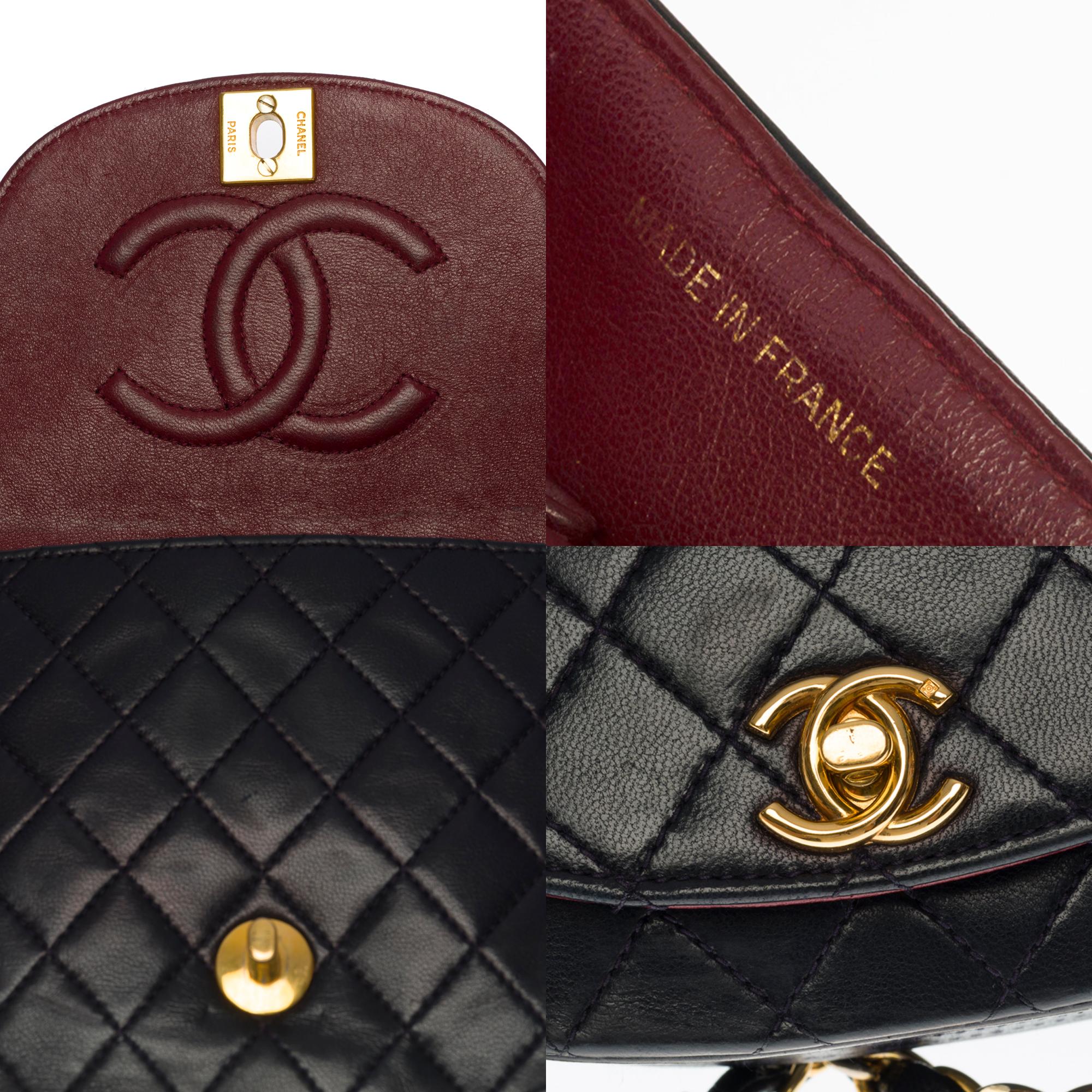 Chanel Classic Demi-Lune shoulder Flap bag in navy blue quilted lamb leather, GHW In Good Condition In Paris, IDF