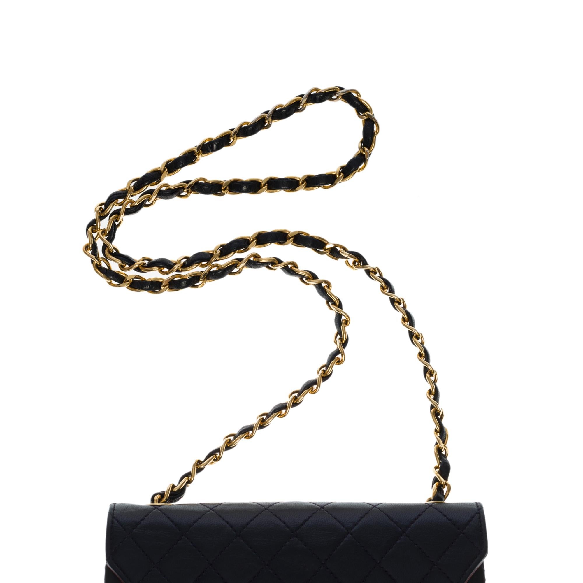Chanel Classic Demi-Lune shoulder Flap bag in navy blue quilted lamb leather, GHW 2