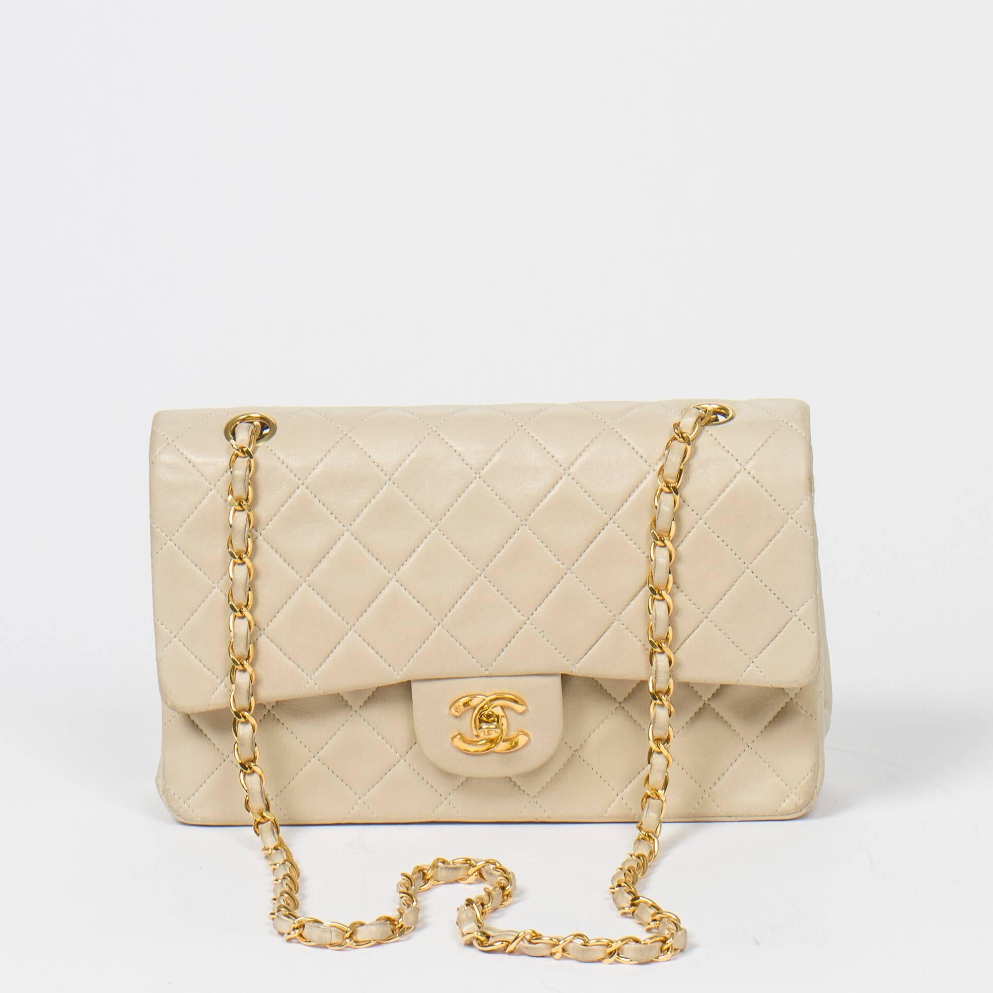 CHANEL Classic Double Flap 26 in ivory quilted lambskin 2