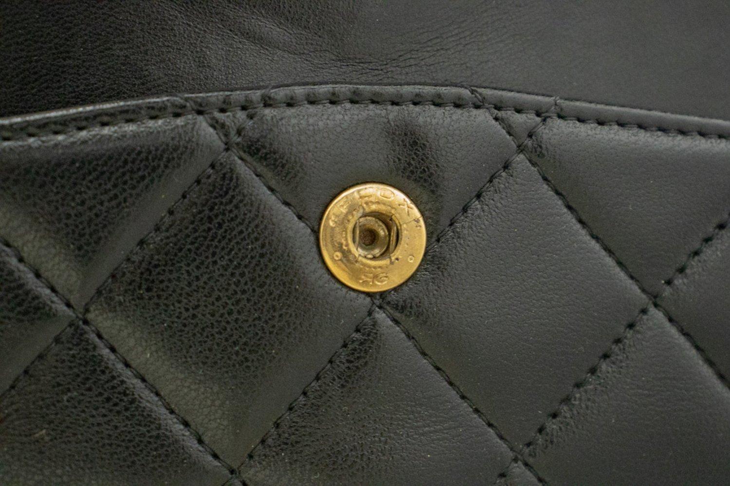 CHANEL Sac à bandoulière classique à double rabat avec chaîne de 9 pouces en cuir d'agneau noir 11