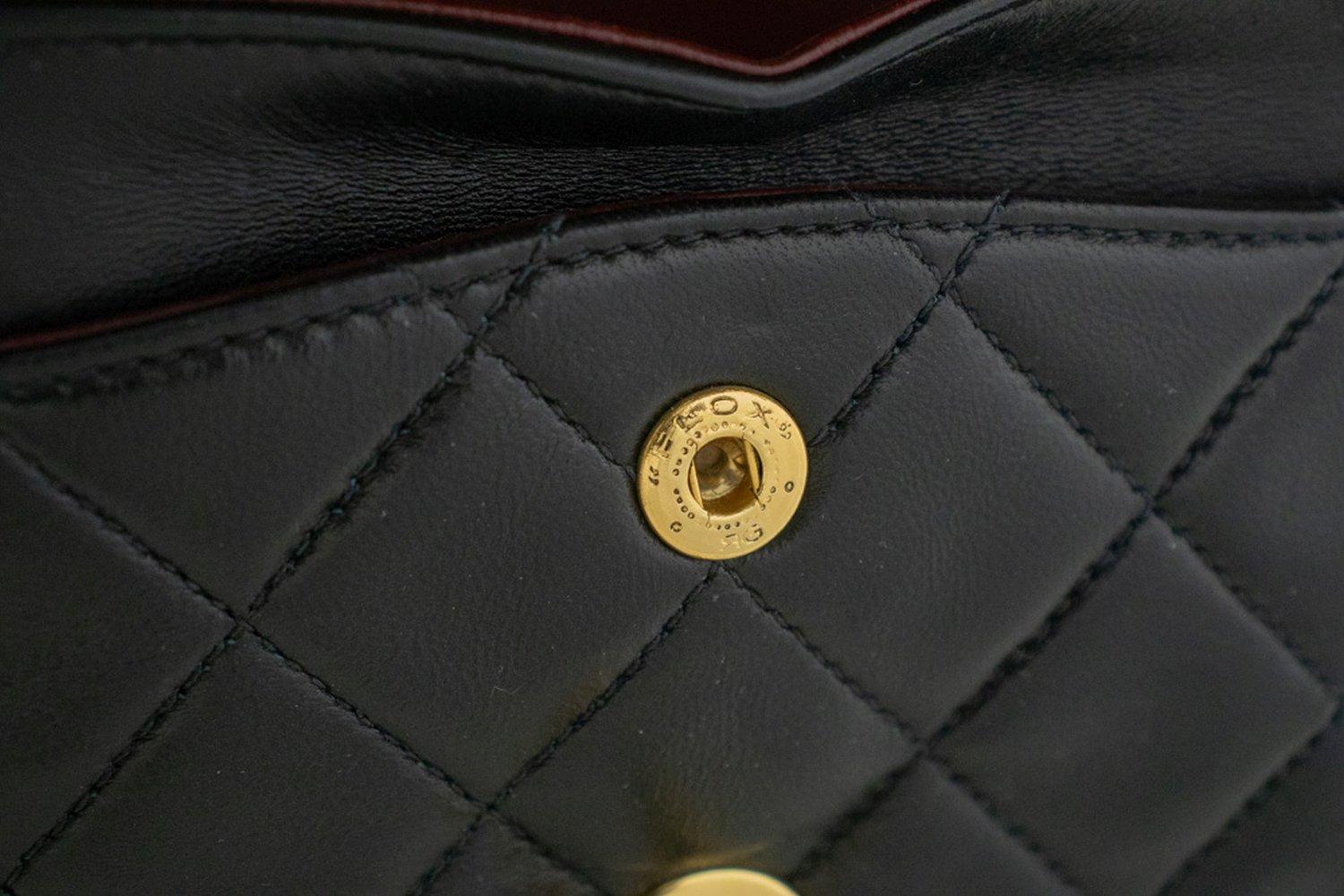 CHANEL Sac à bandoulière classique à double rabat avec chaîne de 9 pouces en cuir d'agneau noir 11