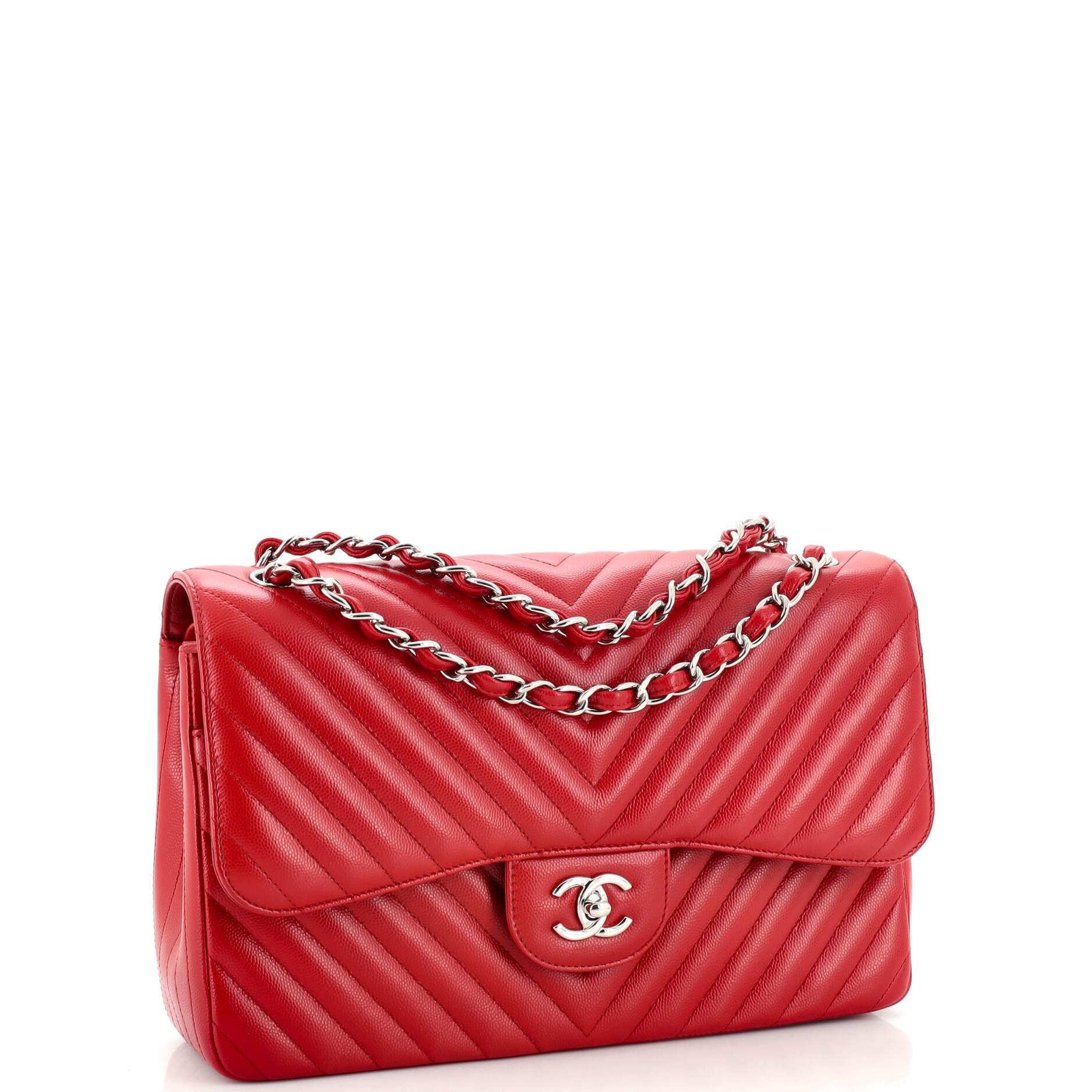 Chanel Classic Double Flap Bag Chevron Caviar Jumbo In Good Condition For Sale In NY, NY