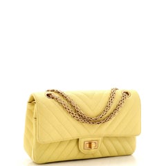 Sac à double rabat classique Chanel Chevron Caviar Moyen