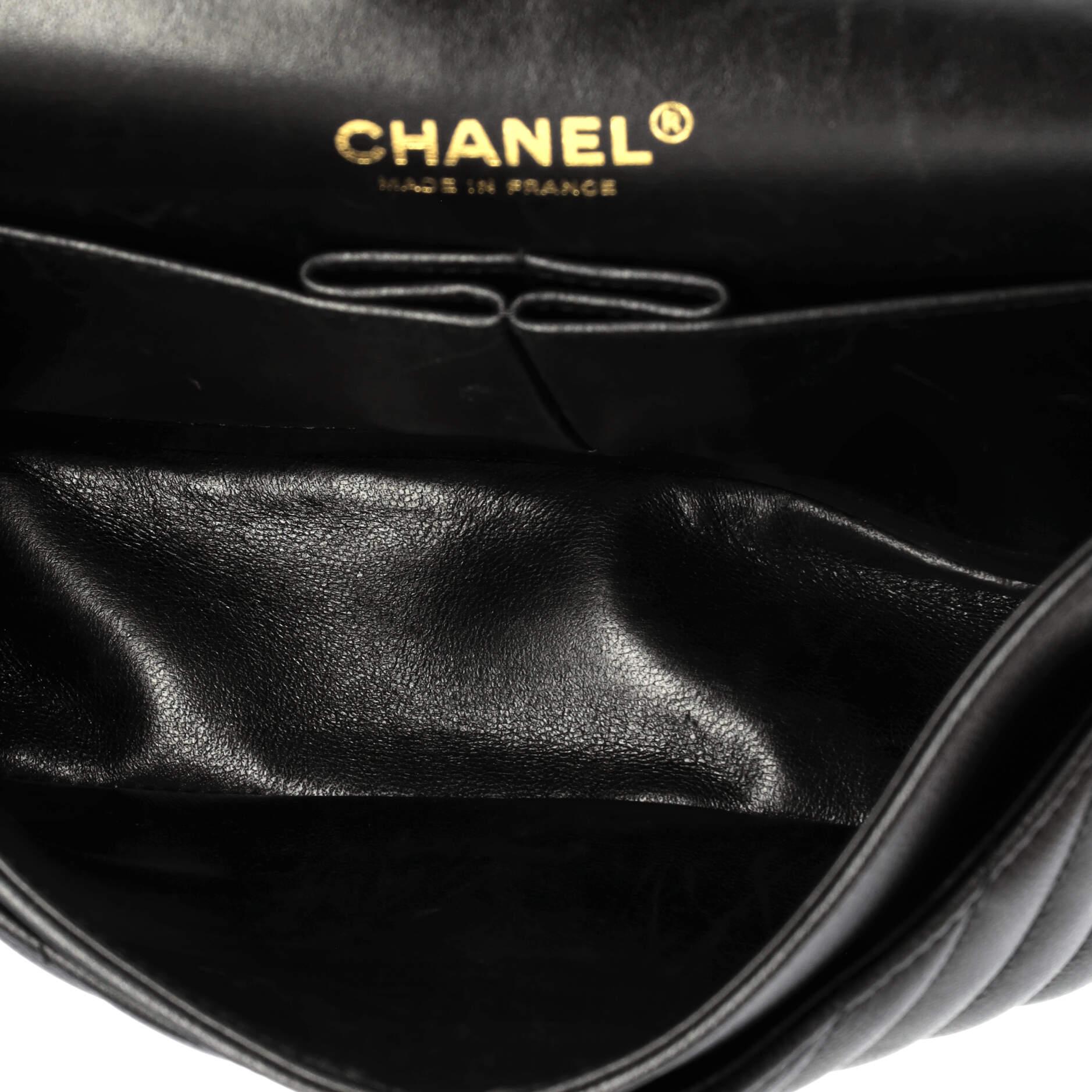 Chanel Classic Double Flap Bag Chevron Caviar Small For Sale 1