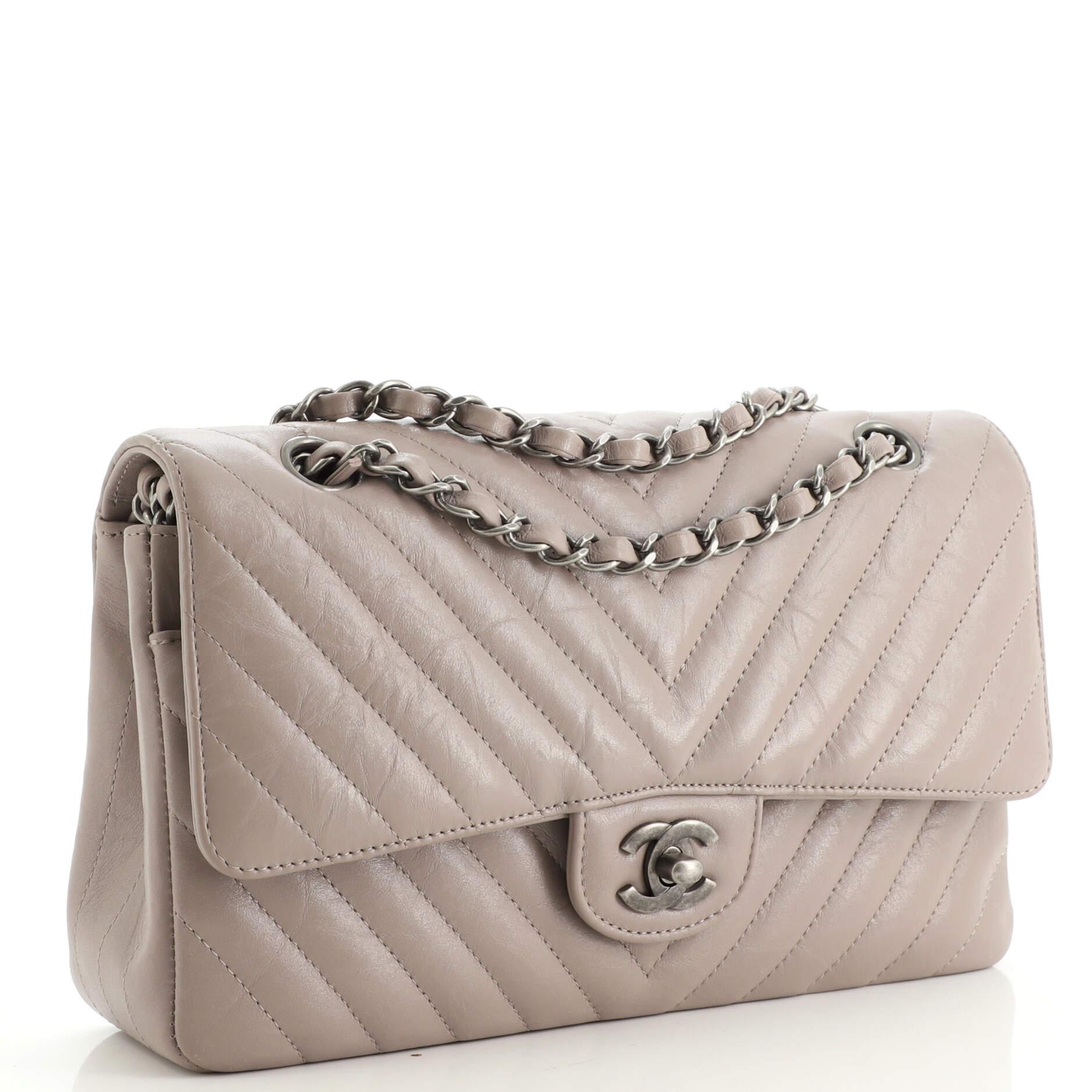 Chanel Classic Double Flap Bag Chevron Iridescent Crumpled Calfskin Medium In Good Condition In NY, NY