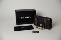 Chanel Classic Double Flap Bag Medium Schwarzes Lammleder Full-Set