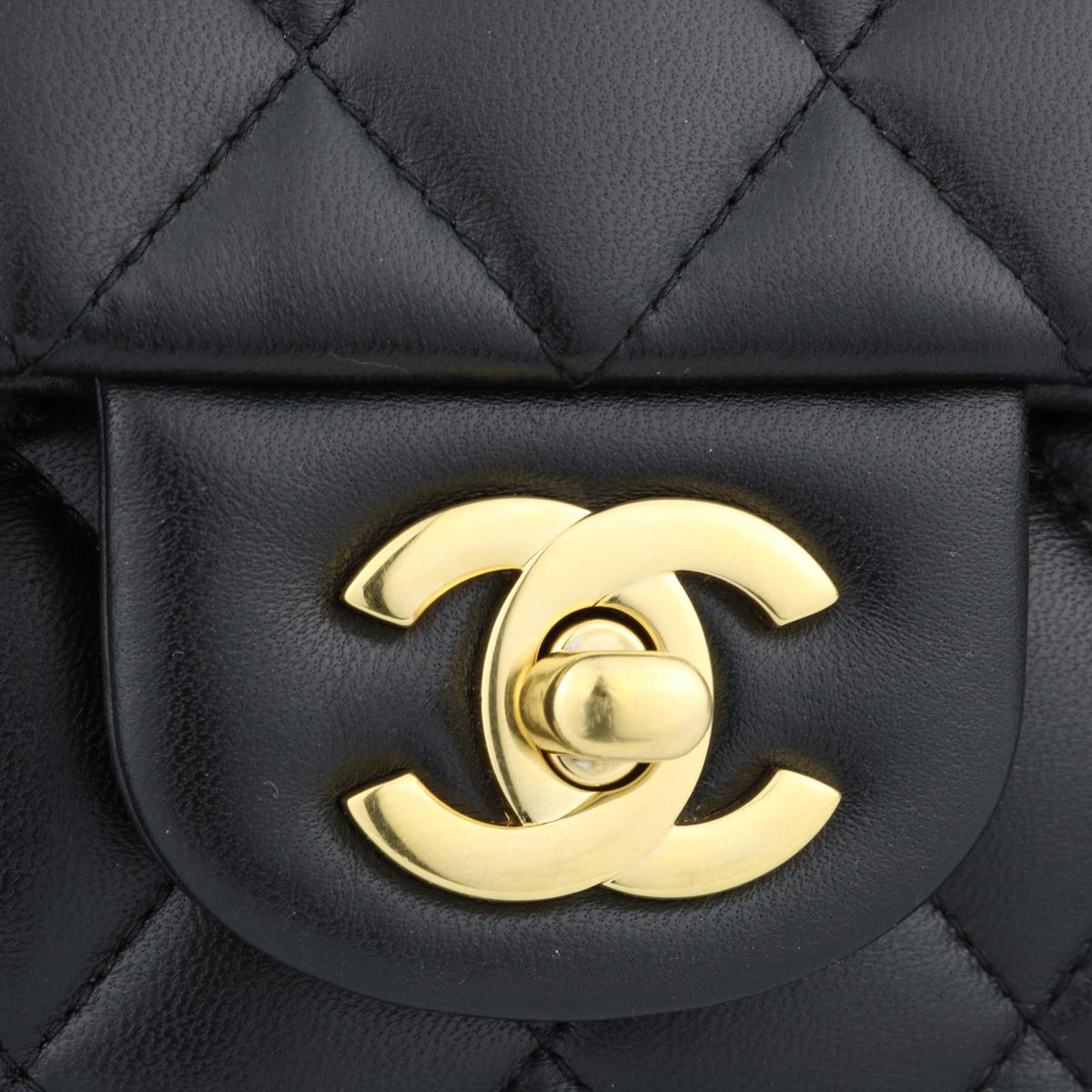 CHANEL Classic Double Flap Bag Medium Black Lambskin with Gold Hardware 2016 In Excellent Condition In Huddersfield, GB