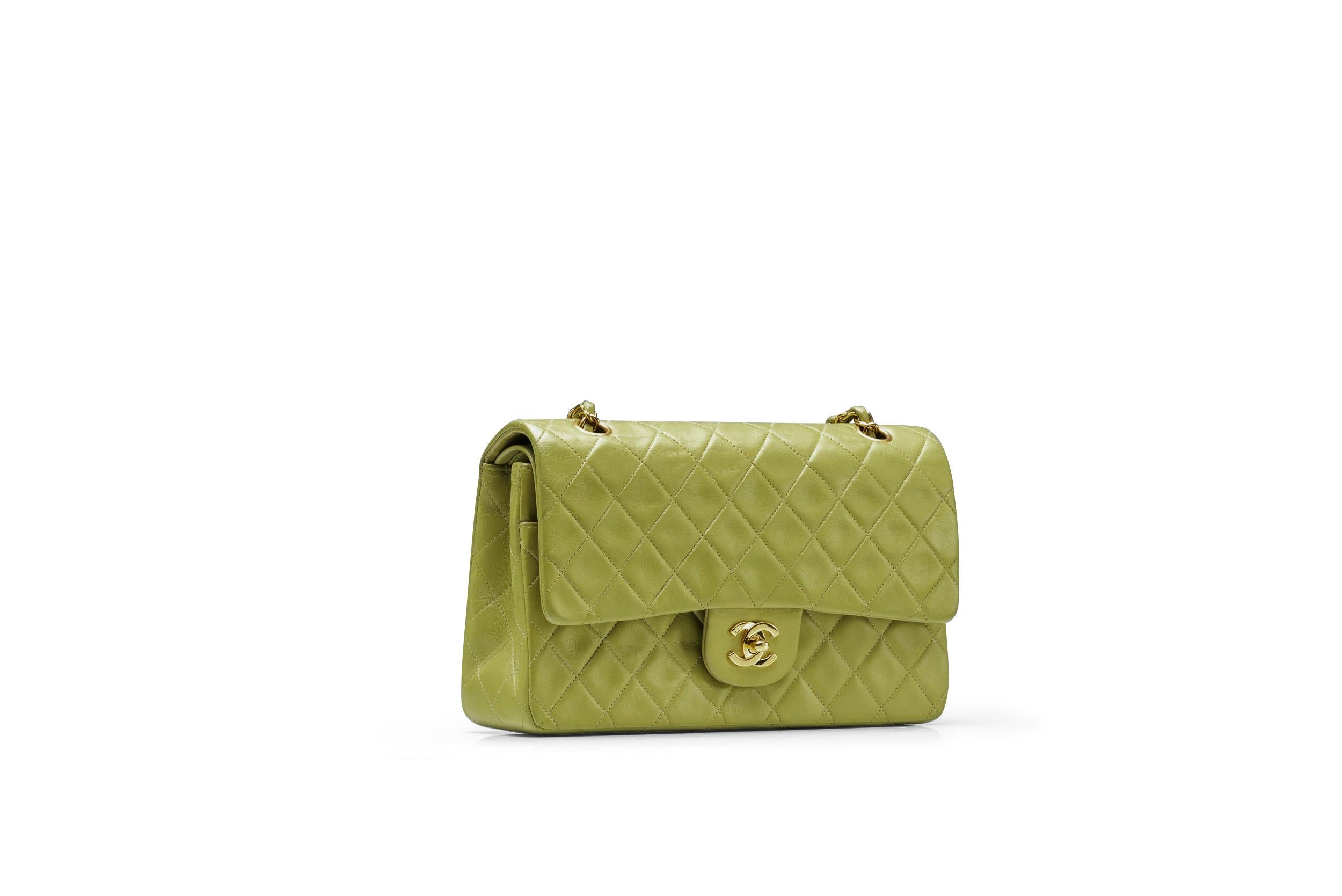 Chanel Classic Double Flap Bag Medium Lime Gold Hardware RARE Vintage In Good Condition In Roosendaal, NL