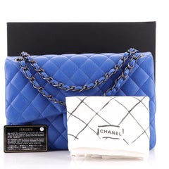 Klassische Chanel-Doppelklappentasche aus gestepptem Kaviar Jumbo