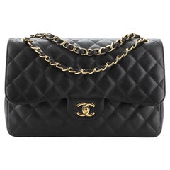 Sac à double rabat classique Chanel Caviar Jumbo matelassé
