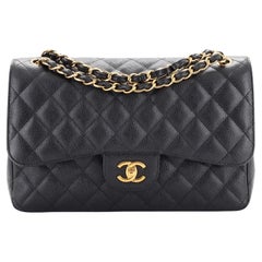 Sac à double rabat classique Chanel Caviar Jumbo matelassé
