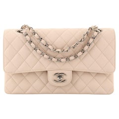 Sac à double rabat classique Chanel matelassé Caviar Medium
