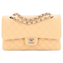 Sac à double rabat classique Chanel matelassé Caviar Medium