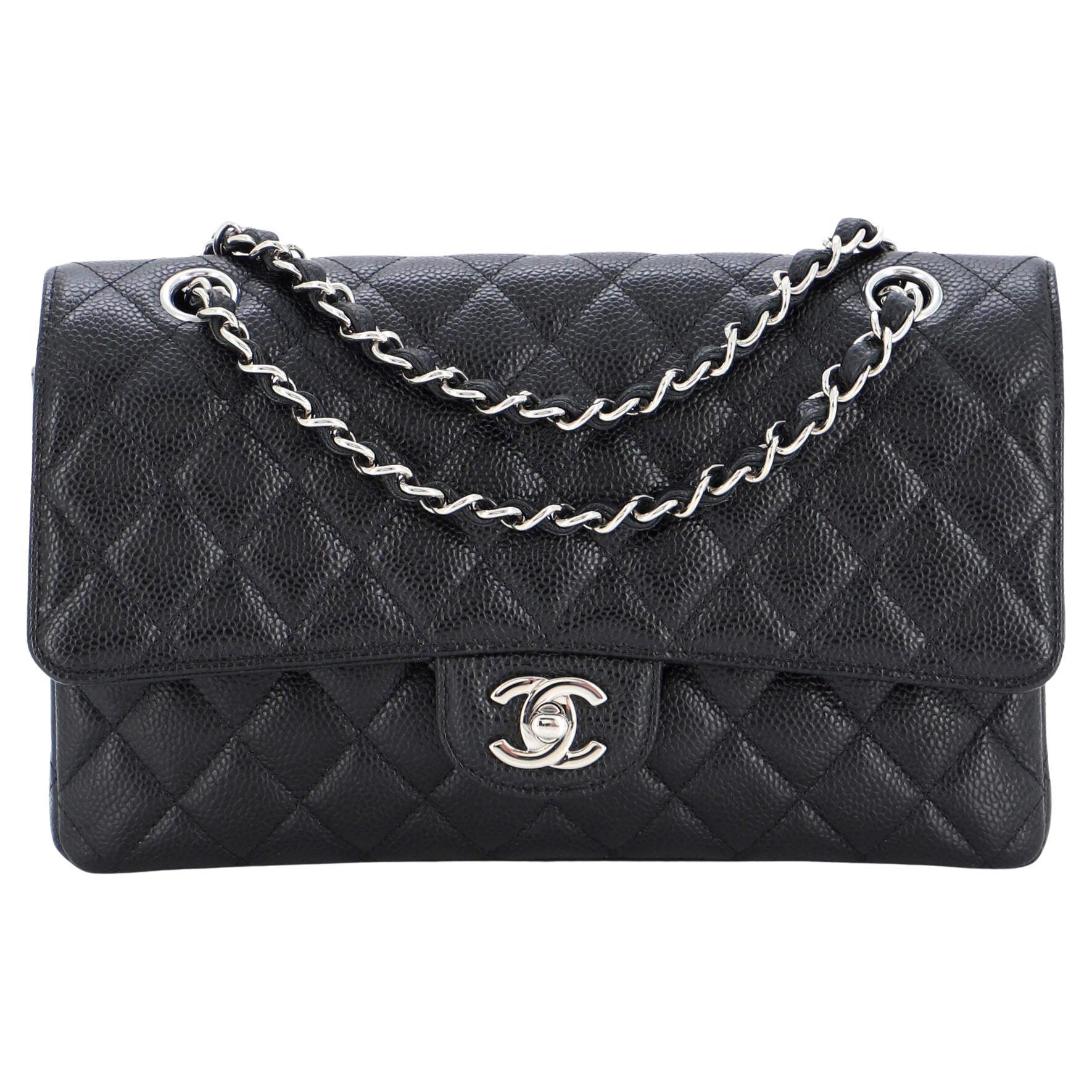 Chanel Classic Double Flap Bag Quilted Caviar Medium For Sale at 1stDibs