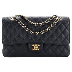 Sac à double rabat classique Chanel matelassé Caviar Medium