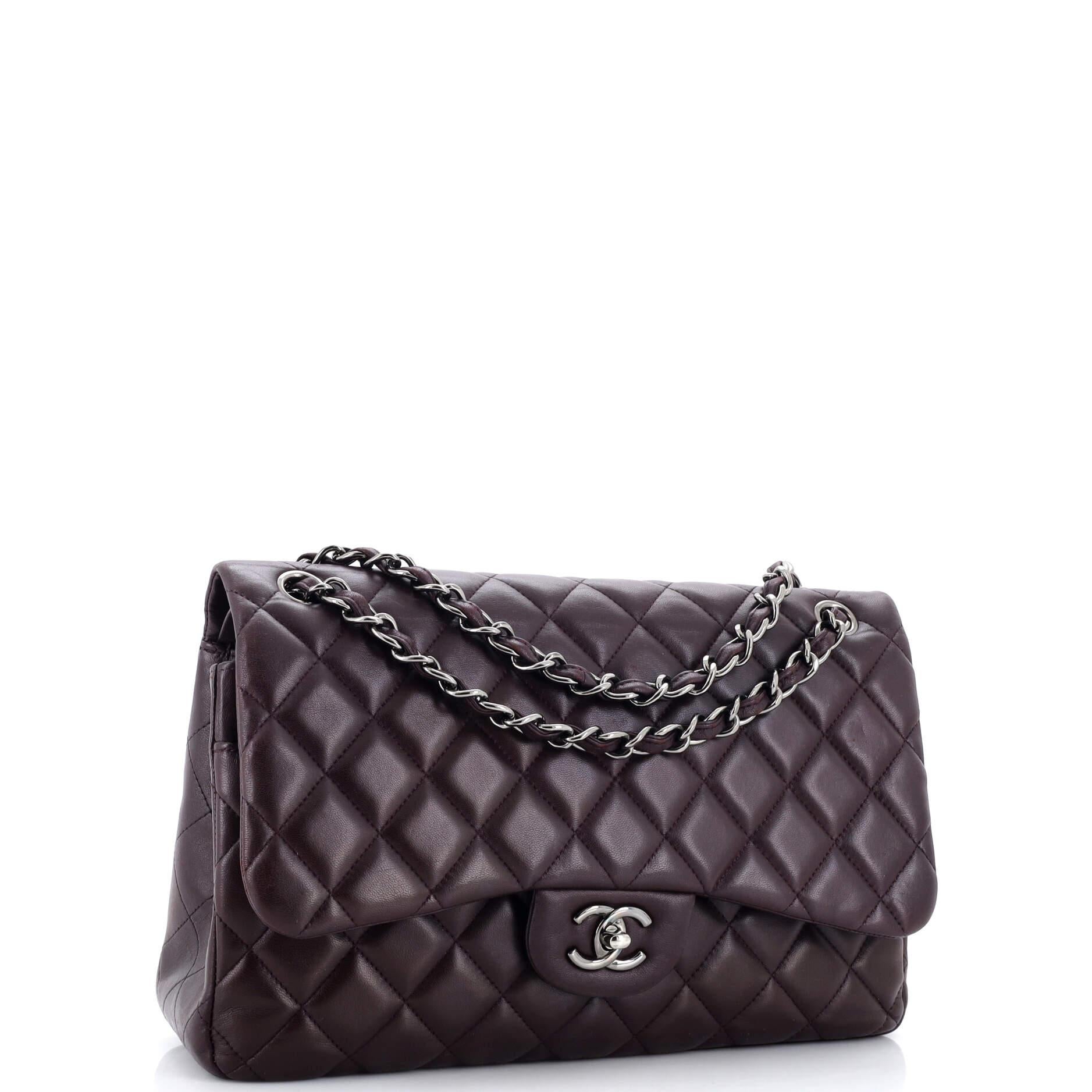 Chanel Classic Double Flap Bag Quilted Lambskin Jumbo In Good Condition For Sale In NY, NY