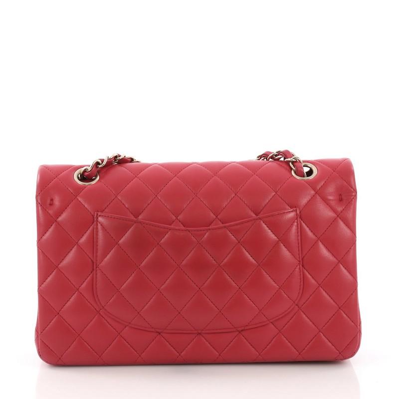 Chanel Classic Double Flap Bag Quilted Lambskin Medium im Zustand „Gut“ in NY, NY