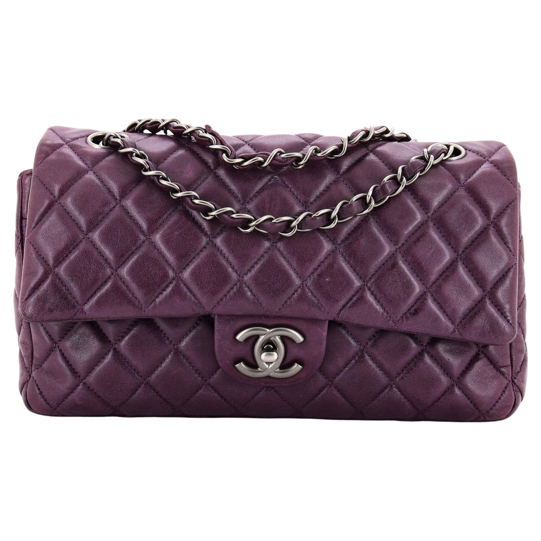 Chanel Classic Double Flap Bag Quilted Caviar Medium For Sale at