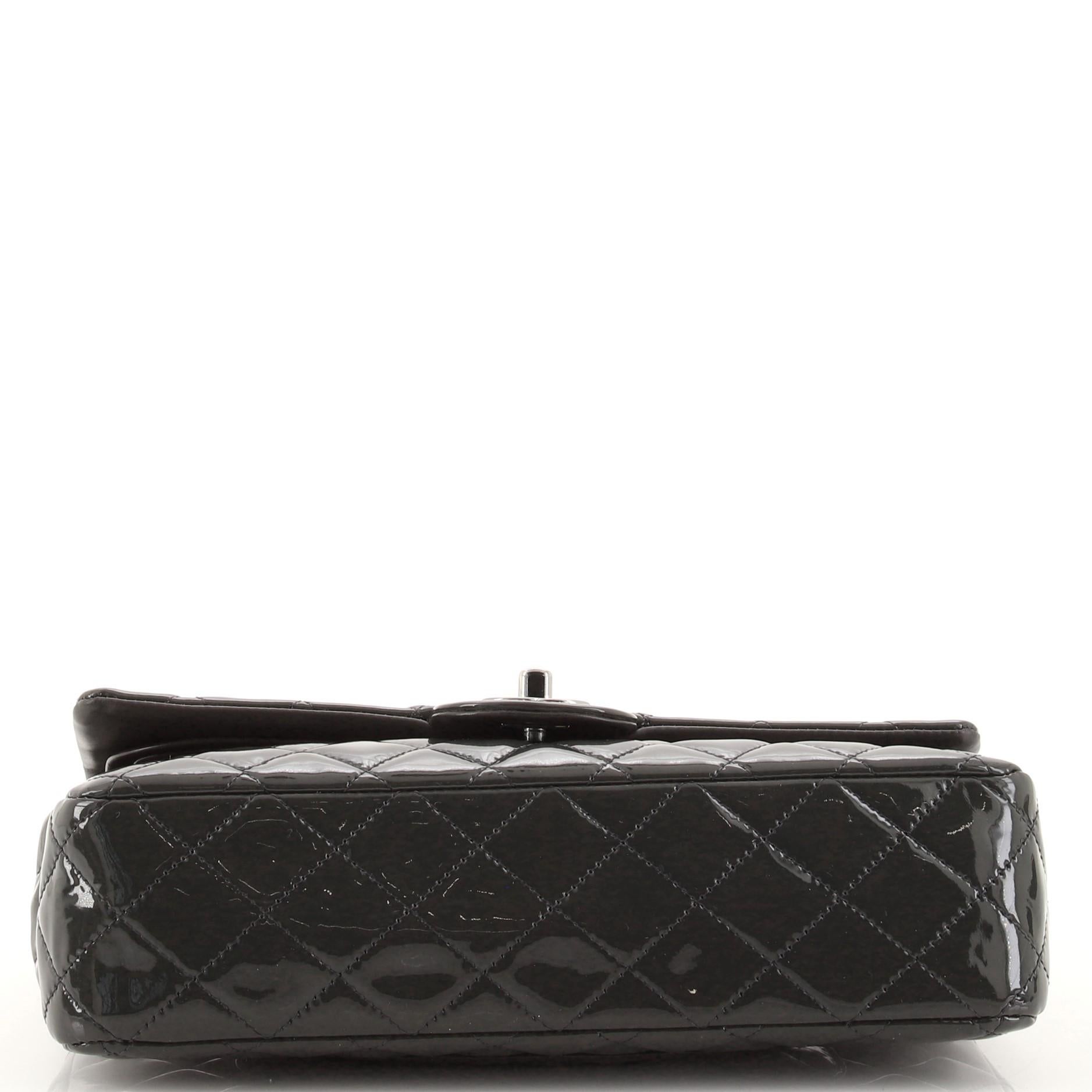 Chanel Classic Double Flap Bag Quilted Patent Medium In Good Condition In NY, NY
