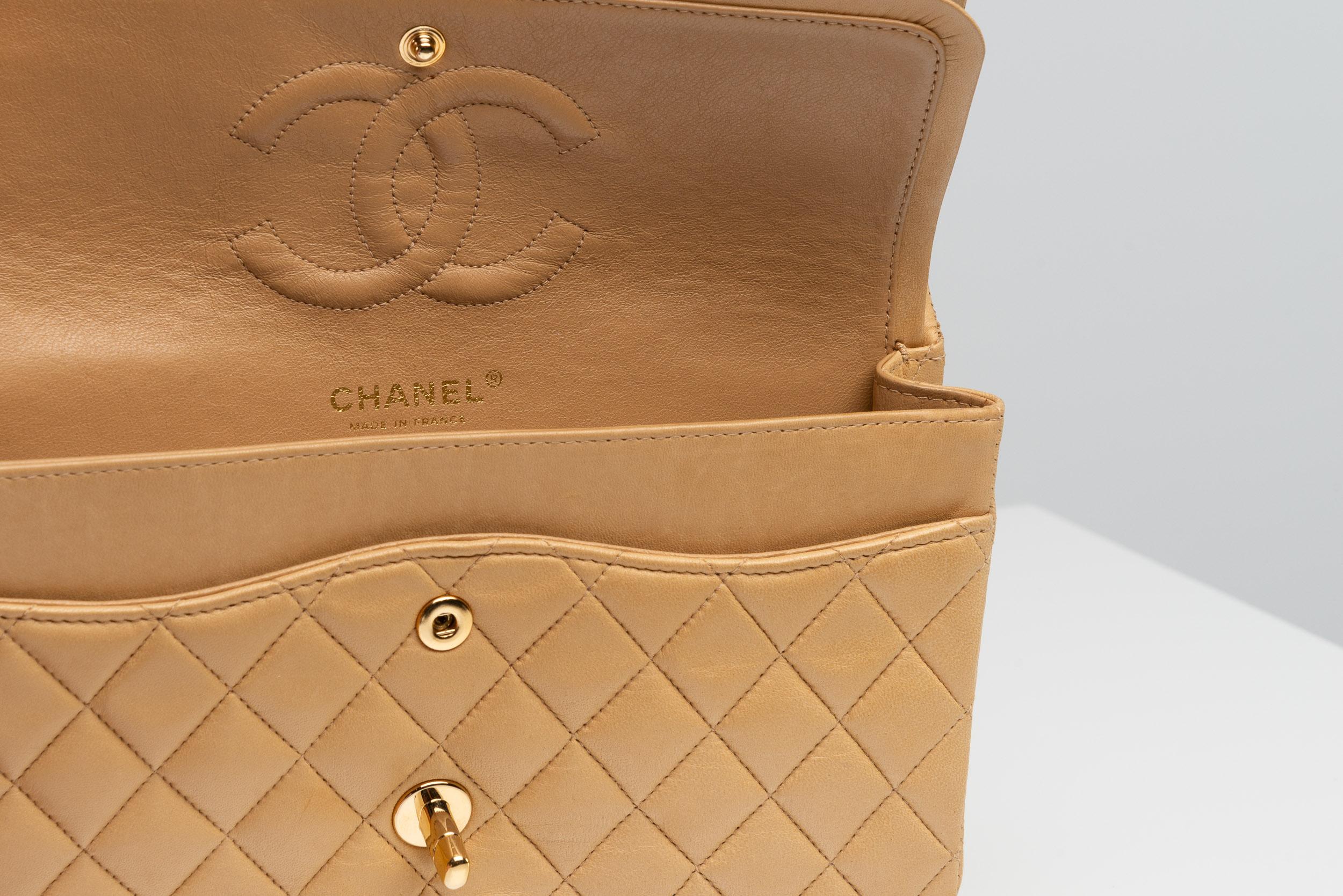 Chanel Classic Double Flap Medium Beige Lambskin 6