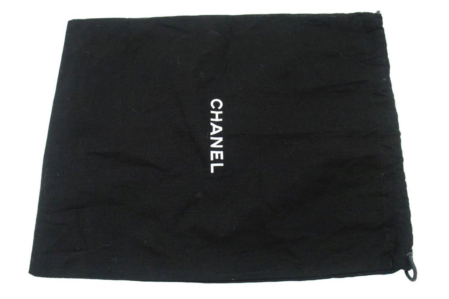 CHANEL Classic Double Flap Medium Chain Shoulder Bag Black Caviar 15