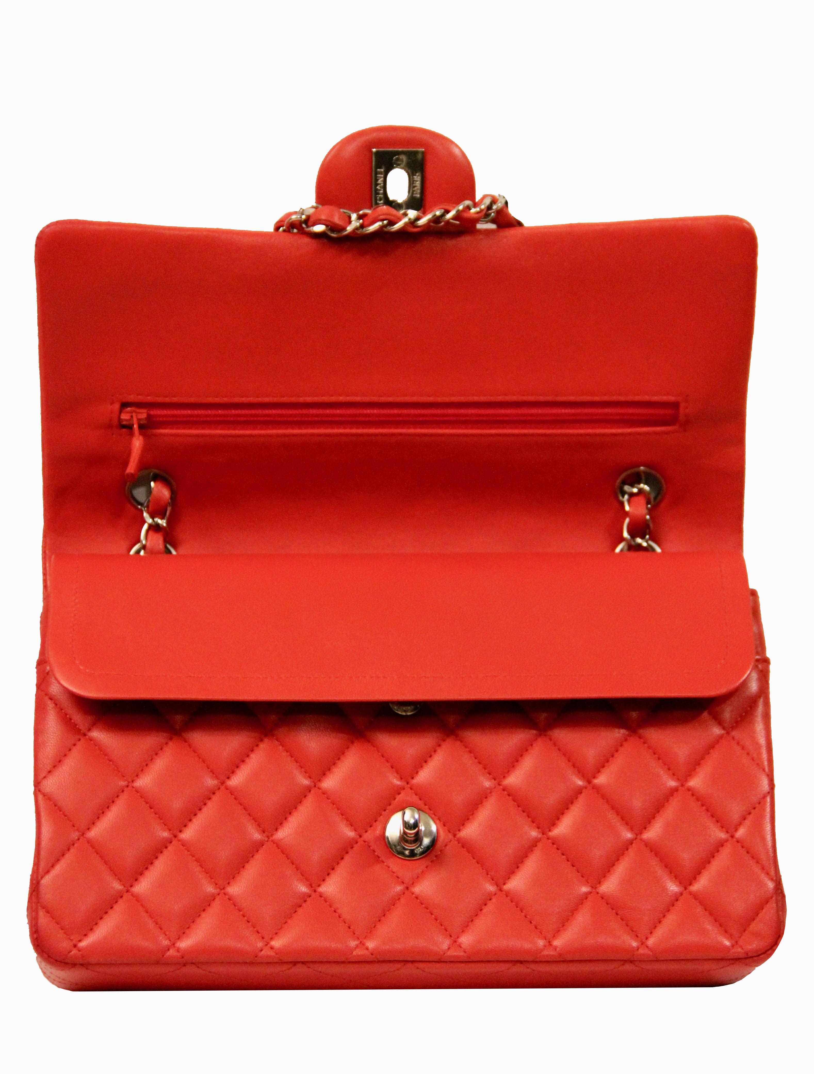 Chanel Classic Double Flap Red Lambskin Leather Bag In Good Condition In Geneva, CH