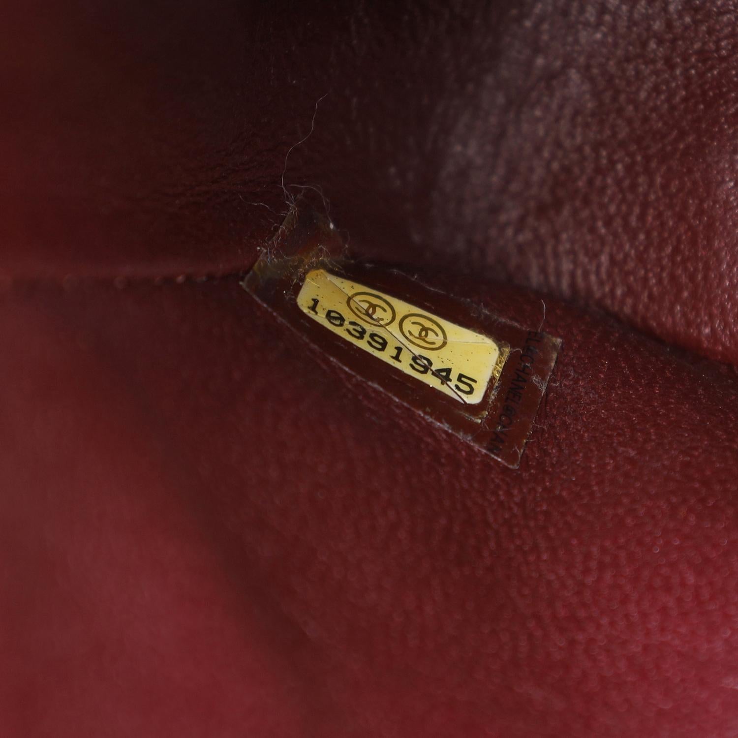 Chanel Classic Double Flap Small Bag Gestepptes Lammfell Schwarz im Angebot 10