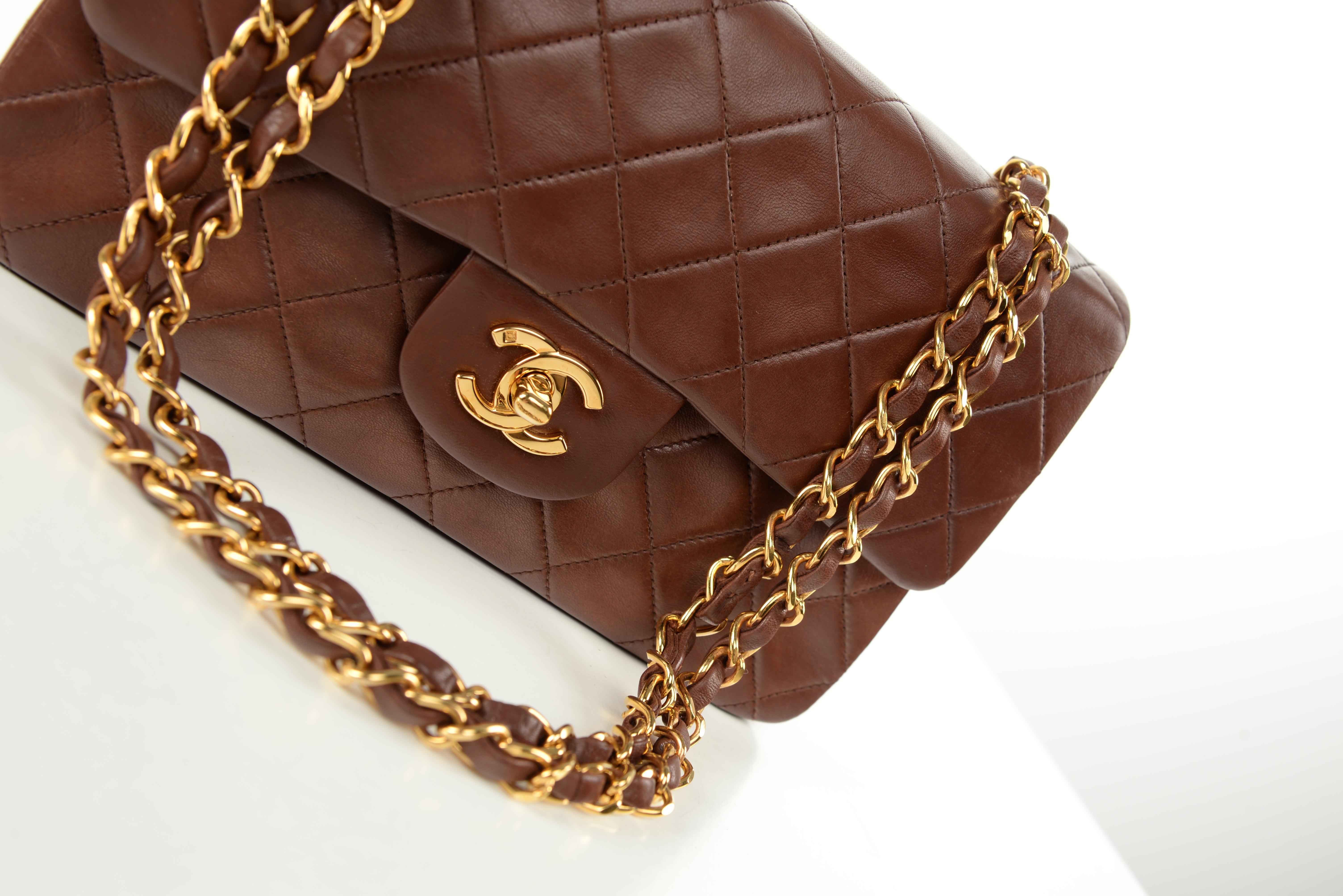 Chanel Classic Double Flap Small Lambskin RARE Chestnut Gold Hardware In Good Condition In Roosendaal, NL