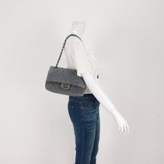 Chanel Classic Flap 2008 Media in tela blu a righe