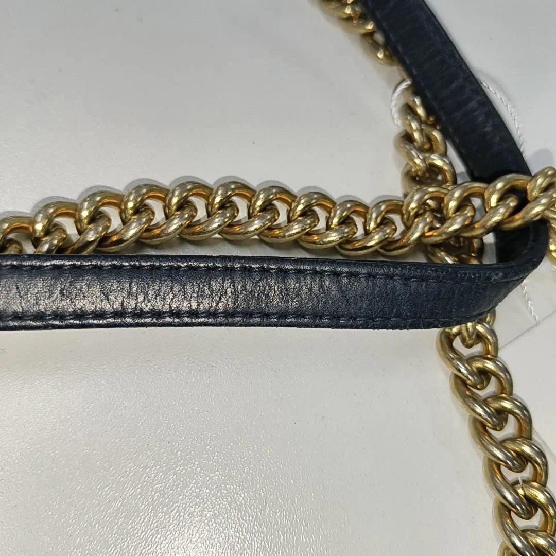 Chanel Classic Flap 2014 Bolso Crossbody mediano de tela azul marino acolchado con diamantes 12