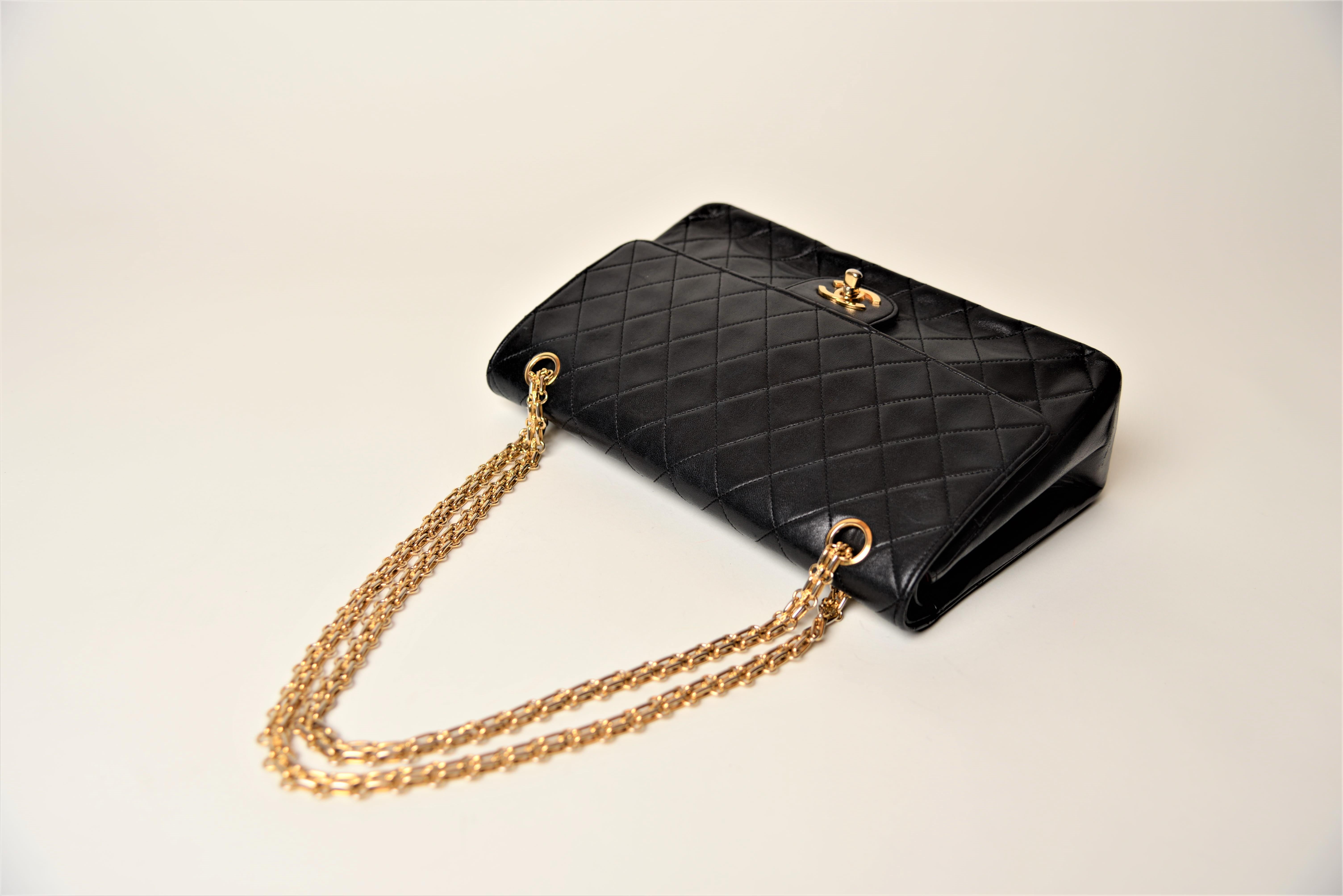 Women's or Men's Chanel Classic Flap 2.55 coco 27 Black Lambskin Vintage