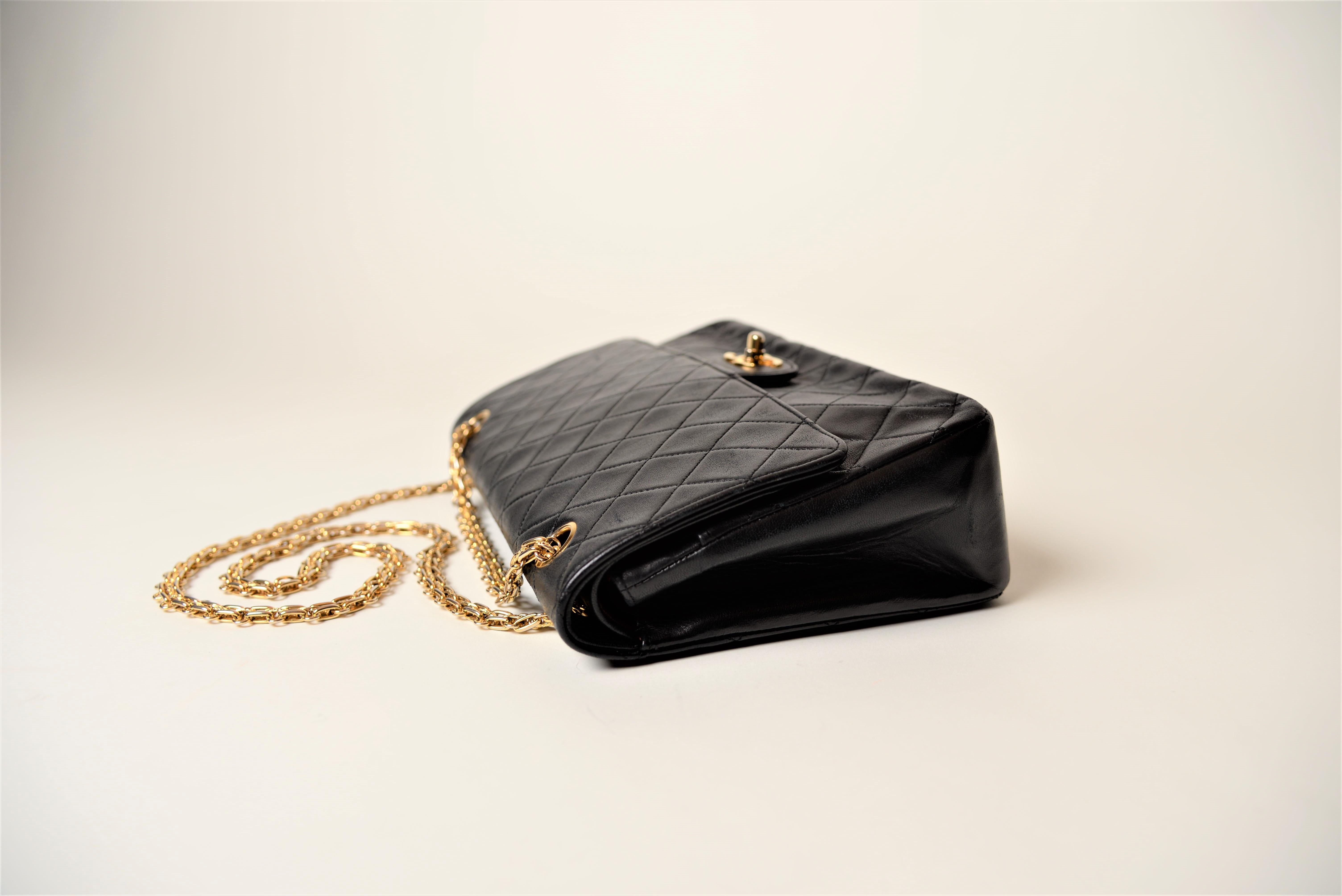 Chanel Classic Flap 2.55 coco 27 Black Lambskin Vintage 1