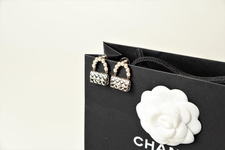 Chanel Classic Flap Bag Earrings Champagne Metal and Glass Pearls