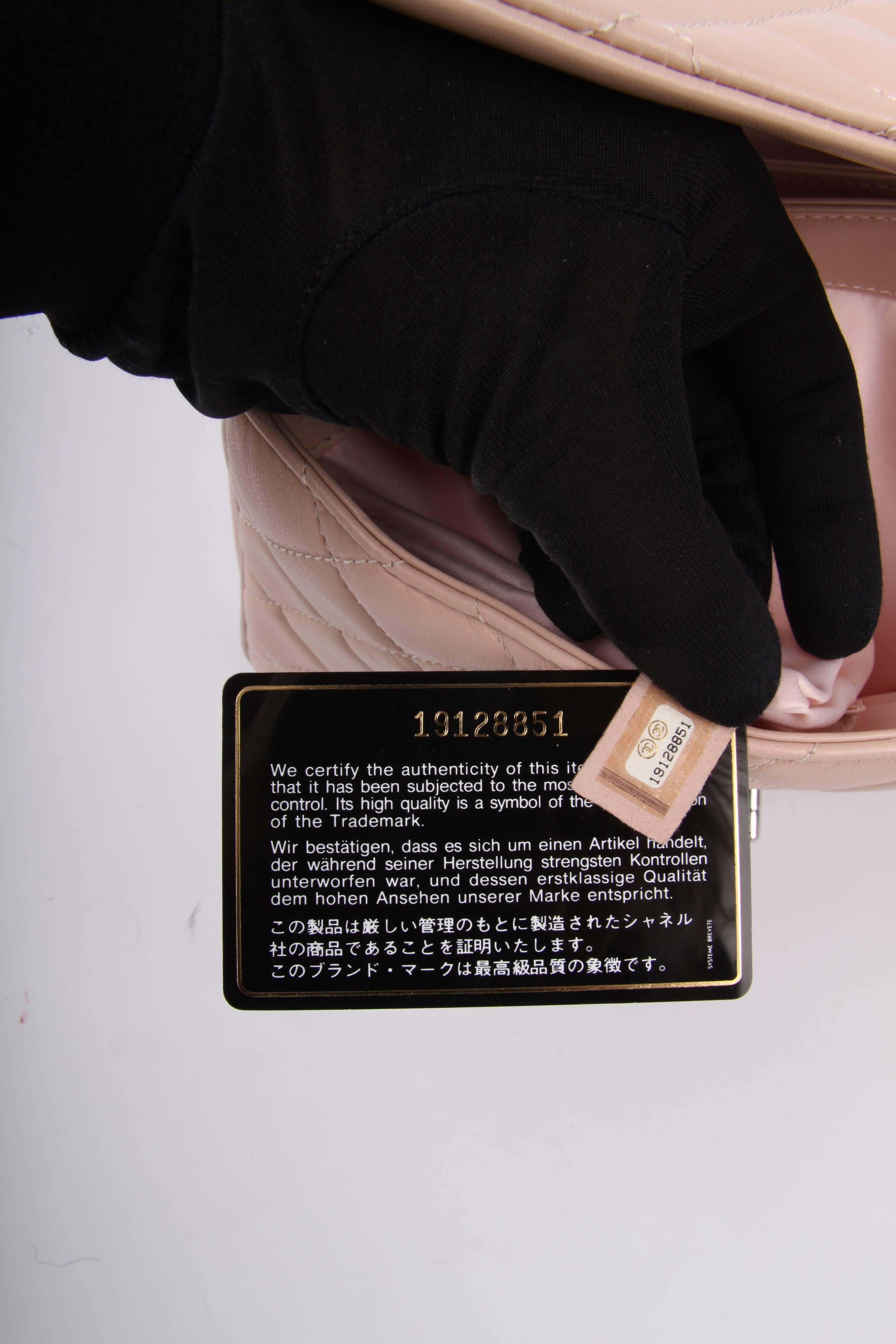 Beige Chanel Classic Flap Bag Jumbo 3 - dusty pink