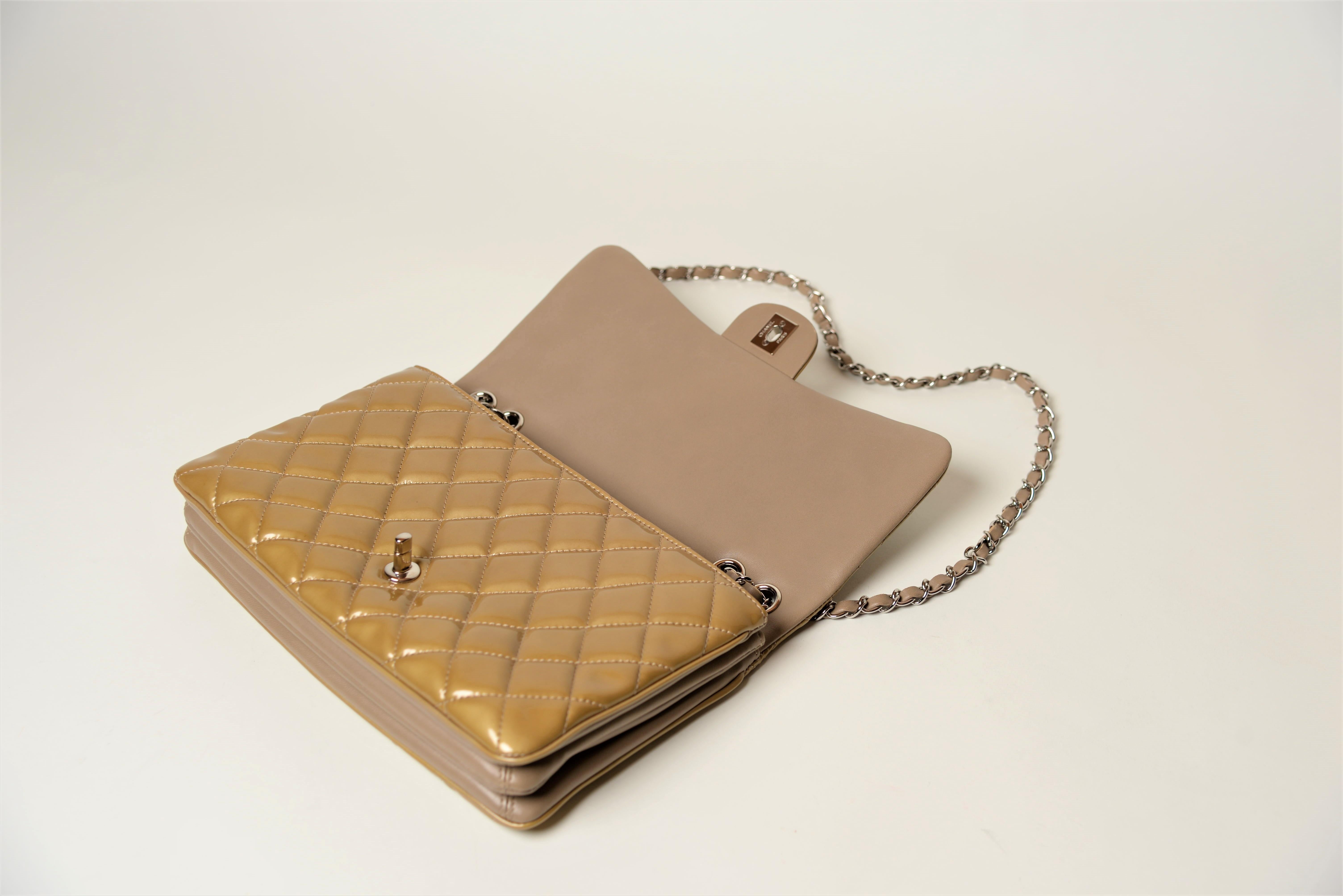 Chanel Classic Flap Bag Patent Leather Full-Set 4