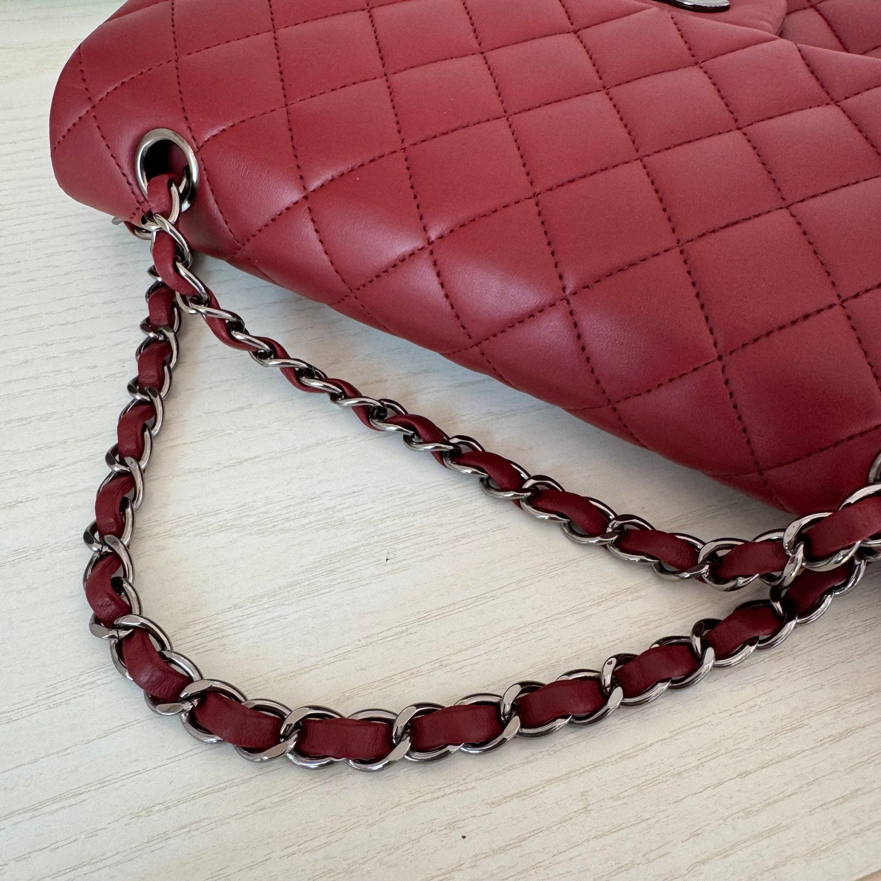 Chanel Classic Flap Burgundy Lambskin Leather Gunmetal Grey HW, 2011-2012 10