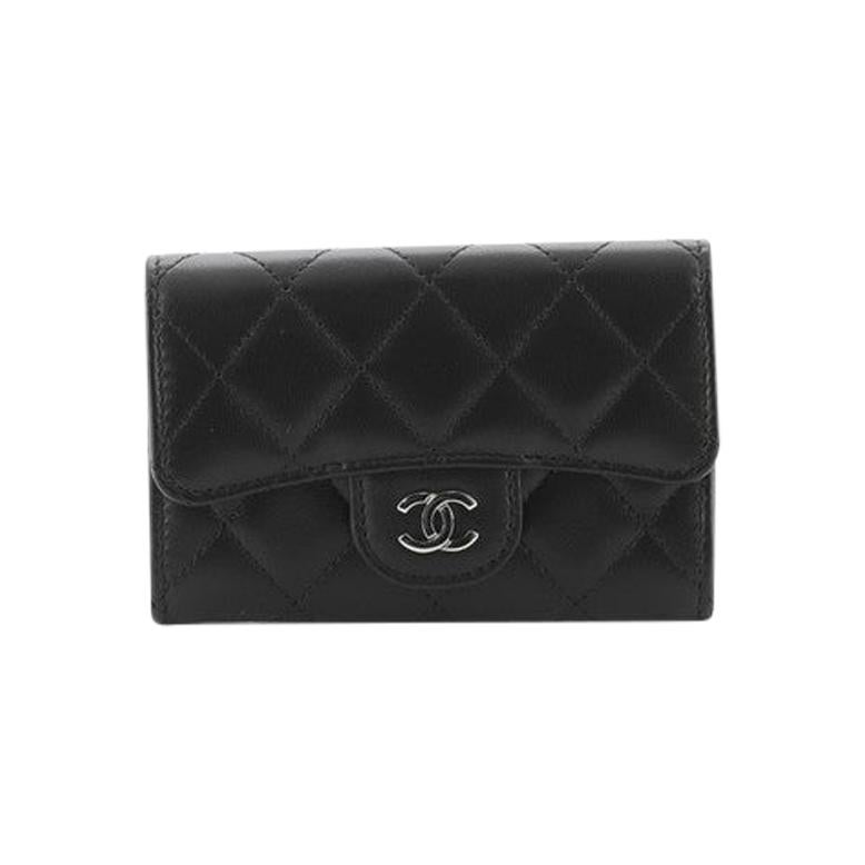 Chanel Black Quilted Lambskin Leather Flap CC Card Holder GHW – On Que Style