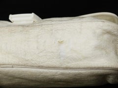 Chanel Classic Flap Cc Crossbody 211694 Ivory Messenger Bag