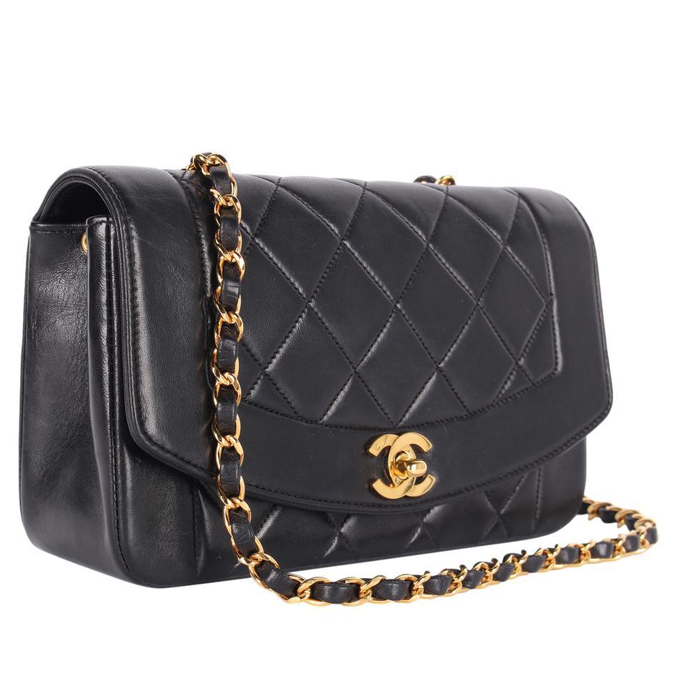 CHANEL Classic Flap CC Leather Diana 22 Cross Body Bag Black For Sale 2