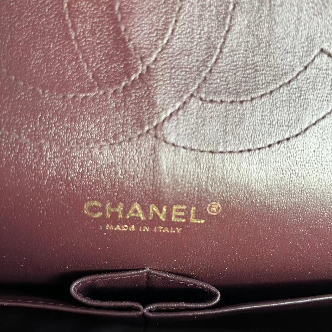 Chanel Classic Flap Jumbo Schwarzes Kaviar-Leder Doppelte Klappe Goldene Hardware 2011-12 im Angebot 13