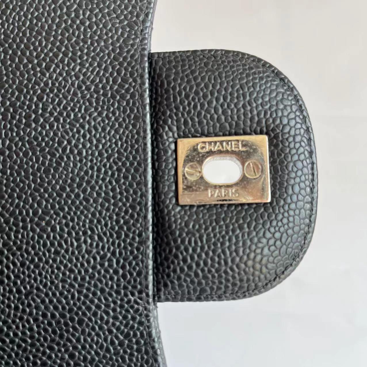 Chanel Classic Flap Jumbo Nero Caviale Pelle Doppia Flap Hardware Argento 2011 in vendita 10