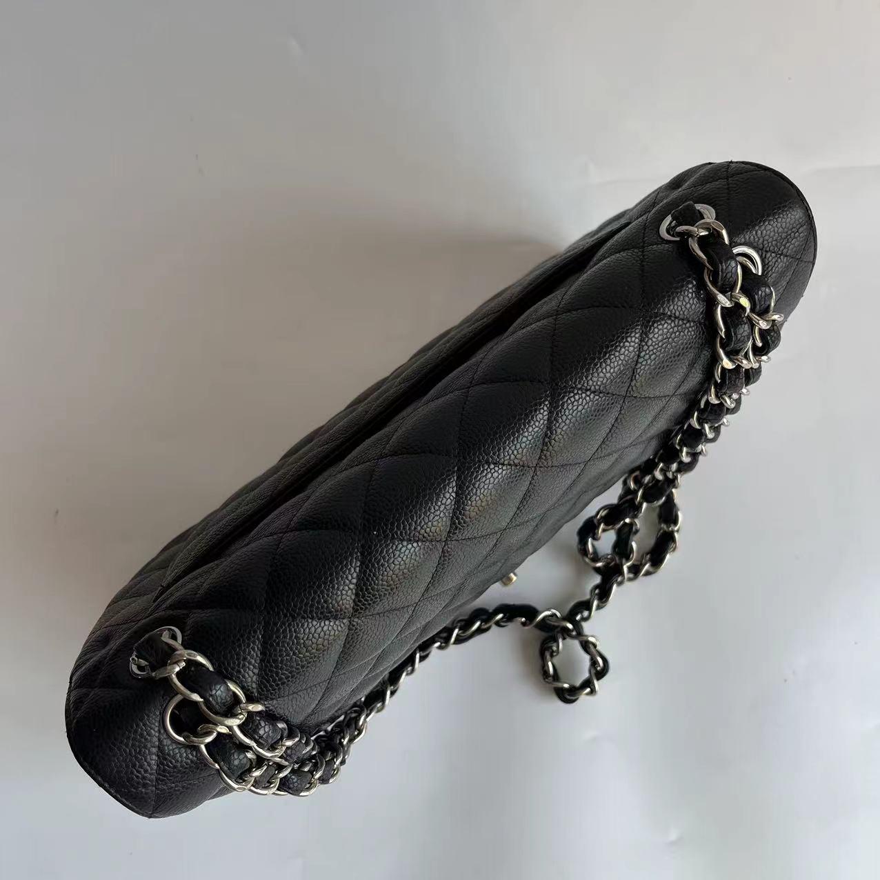 Chanel Classic Flap Jumbo Nero Caviale Pelle Doppia Flap Hardware Argento 2011 In condizioni buone in vendita a AUBERVILLIERS, FR