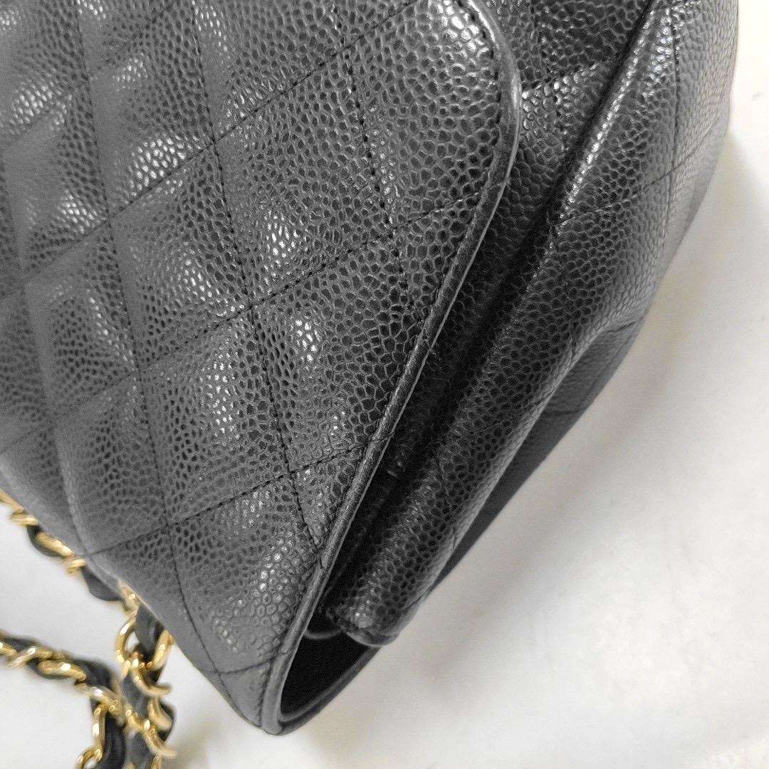 Chanel Classic Leather Jumbo Black Caviar Leather Double Flap with Gold Hardware en vente 3