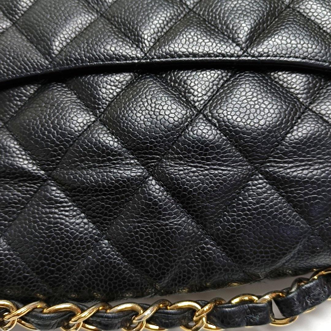 Chanel Classic Leather Jumbo Black Caviar Leather Single Flap 24k Gold Hardware en vente 6