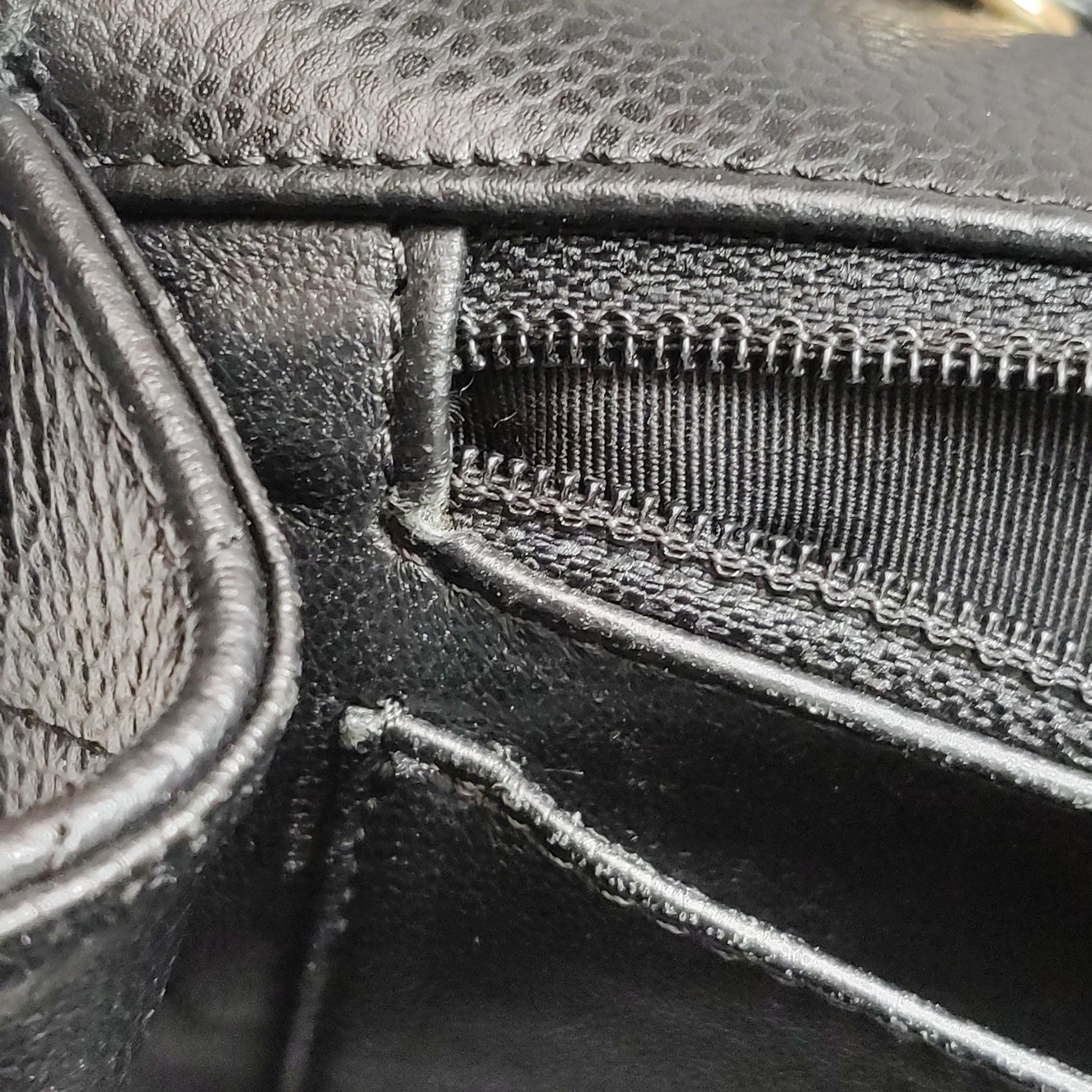 Chanel Classic Leather Jumbo Black Caviar Leather Single Flap 24k Gold Hardware en vente 13