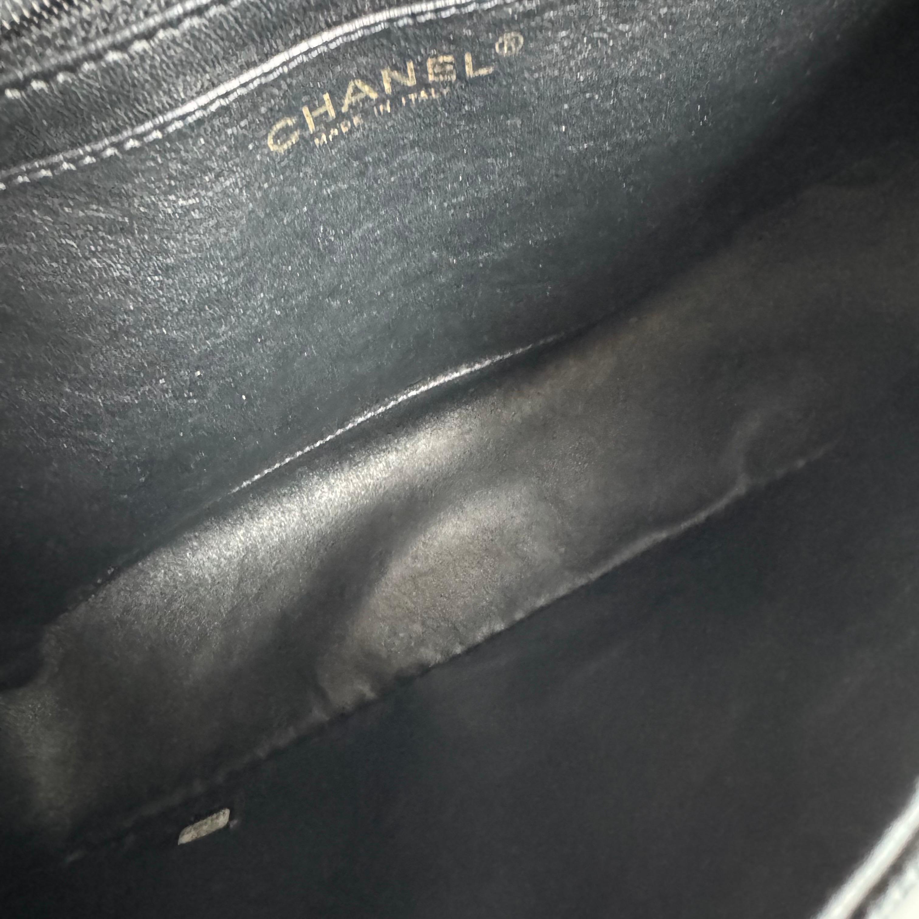Chanel Classic Flap Jumbo Black Caviar Leather Single Flap Gold Hardware 2009 For Sale 16