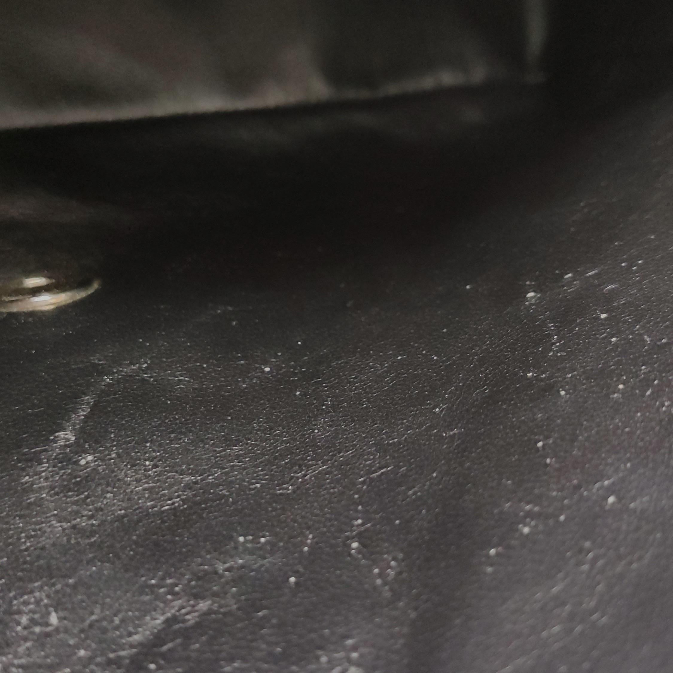 Chanel Classic Flap Jumbo Schwarzes Kaviar-Leder Einzelklappe Silberne Hardware 2006 im Angebot 7