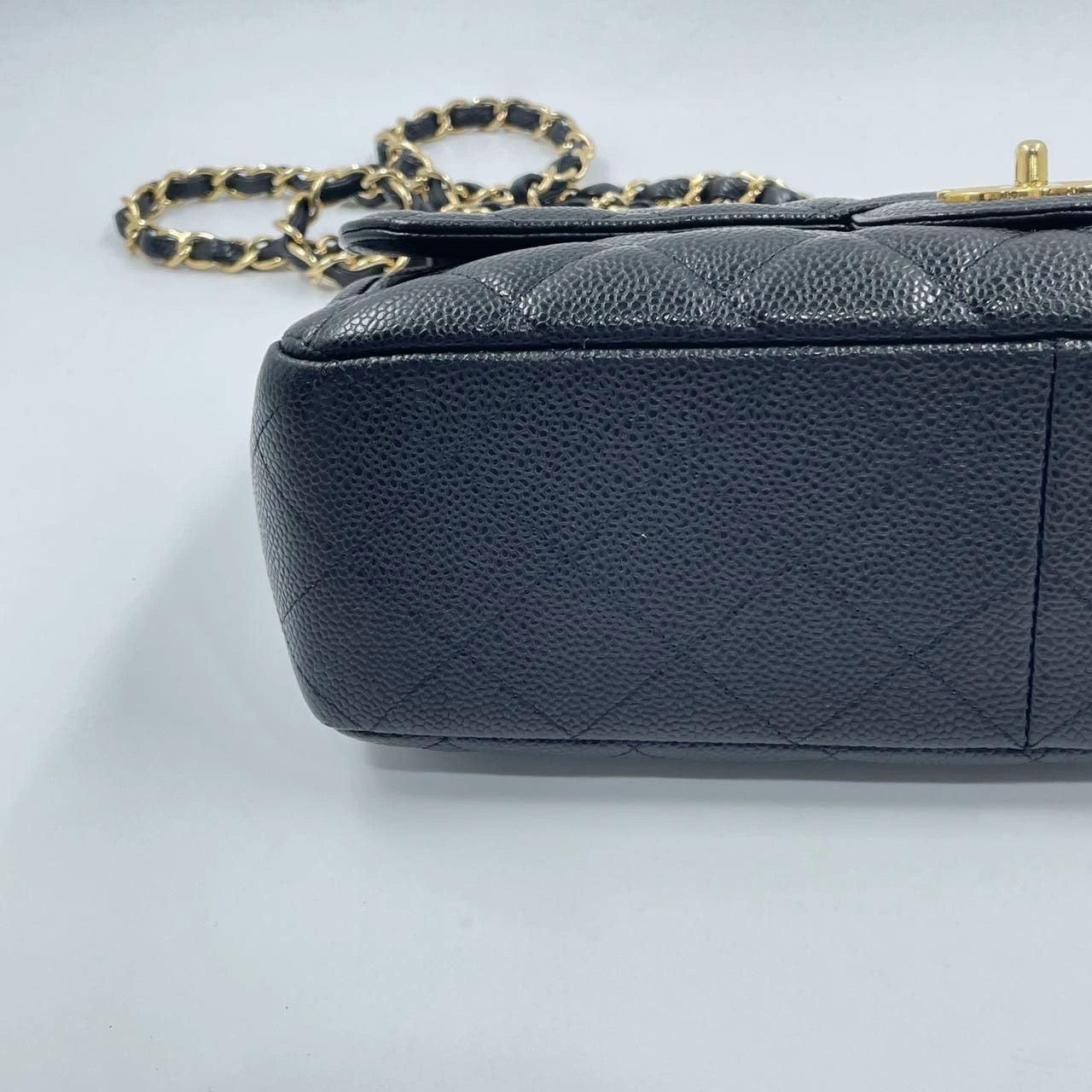 Chanel Classic Flap Jumbo Black Caviar Leather Single Flap with Gold Hardware 12