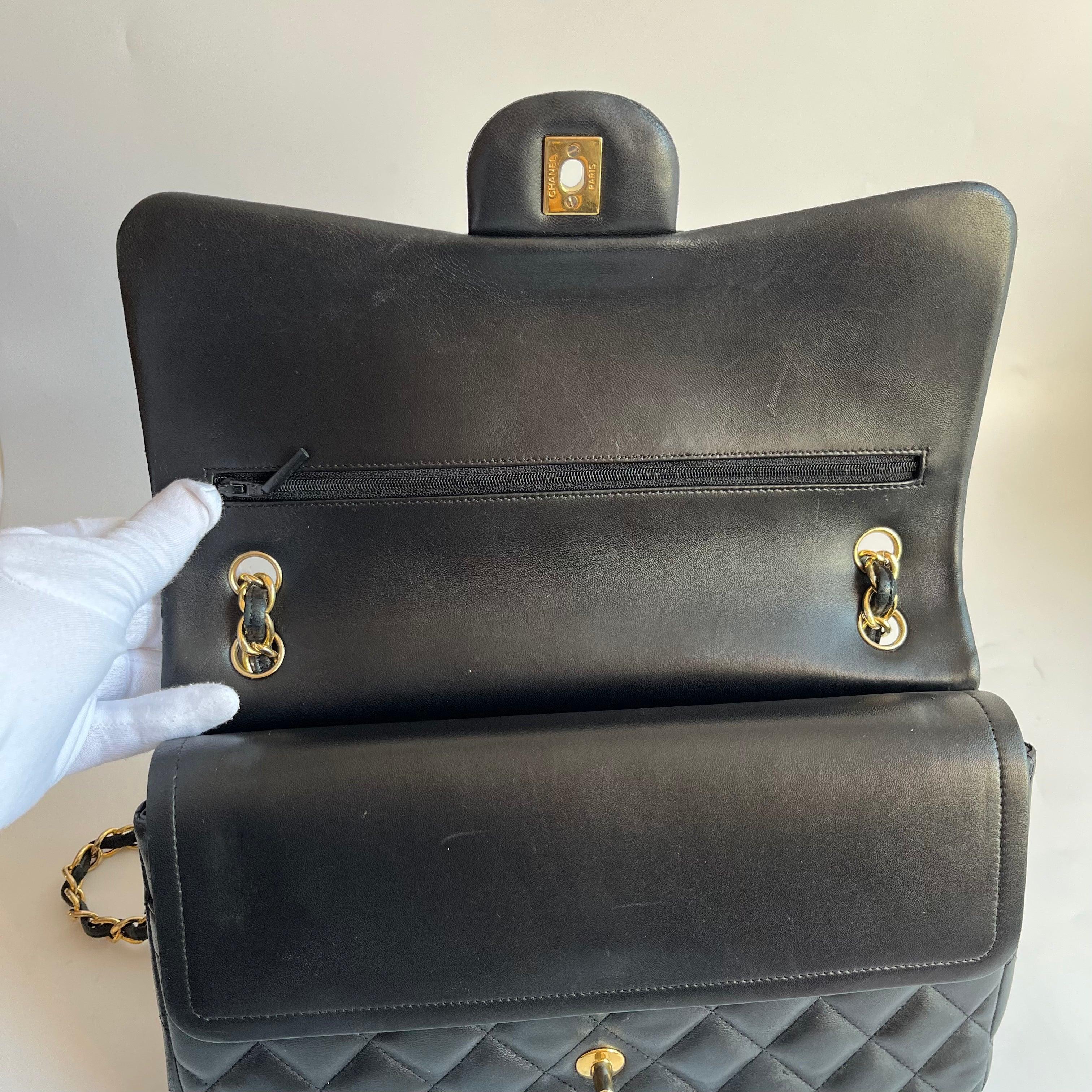 Chanel Classic Flap Jumbo Noir Cuir d'agneau Double rabat Ferrures dorées en vente 7